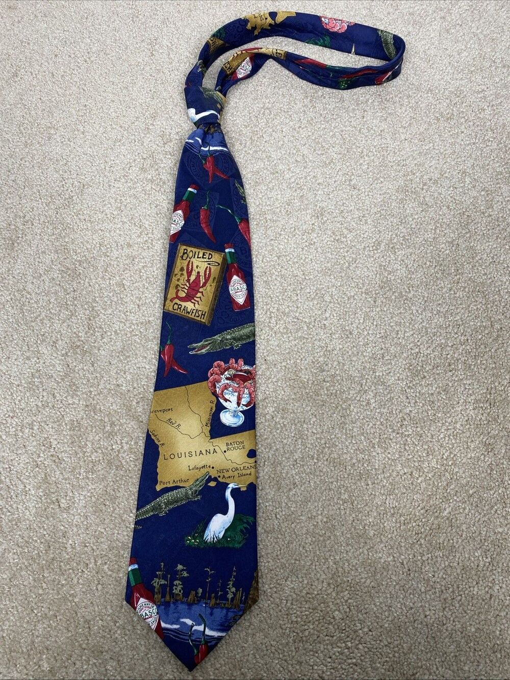 VTG Tabasco Crawfish Louisiana Silk Tie Made in USA Cajun Food Alligator Novelty